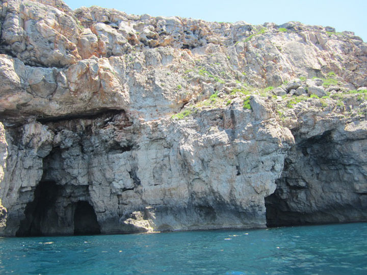 pescaturismemenorca.com excursions en vaixell a Cales Coves Menorca